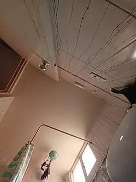 emilykresly online show from February 11, 2026, 4:07 pm