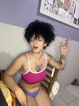 CamillyBlum online show from November 10, 2025, 9:03 am