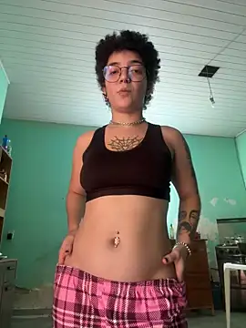Snapshot of CamillyBlum chatting on May 22, 2026, 7:12 pm CamillyBlum online show from May 22, 2026, 7:12 pm