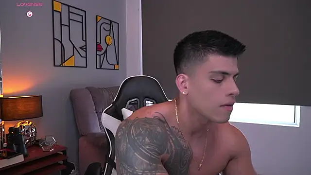 tyler muscle1 online show from February 5, 2026, 4:36 pm