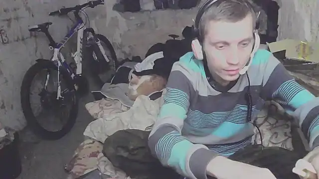 Snapshot of makarov1993 chatting on October 15, 2025, 10:29 pm makarov1993 online show from October 15, 2025, 10:29 pm