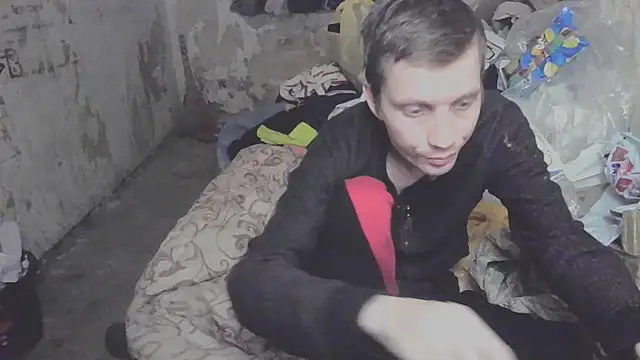 Snapshot of makarov1993 chatting on November 11, 2025, 9:48 am makarov1993 online show from November 11, 2025, 9:48 am