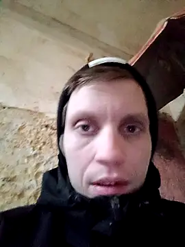 Snapshot of makarov1993 chatting on December 16, 2025, 9:02 am makarov1993 online show from December 16, 2025, 9:02 am