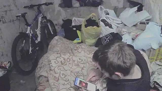 Snapshot of makarov1993 chatting on November 2, 2025, 9:42 pm makarov1993 online show from November 2, 2025, 9:42 pm