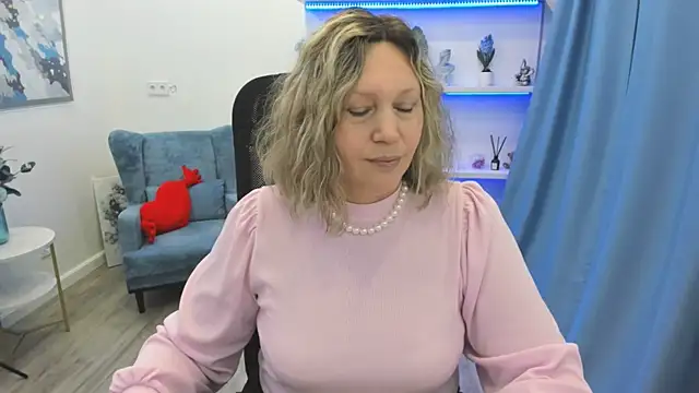 NinaStarle online show from May 2, 2026, 4:28 am