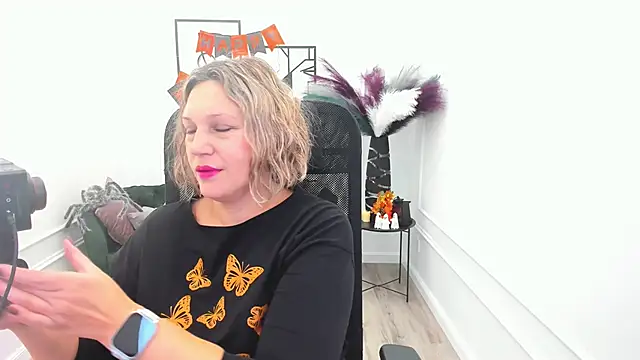 Snapshot of NinaStarle chatting on October 29, 2025, 4:33 am NinaStarle online show from October 29, 2025, 4:33 am