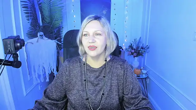 Snapshot of NinaStarle chatting on October 17, 2025, 4:49 am NinaStarle online show from October 17, 2025, 4:49 am