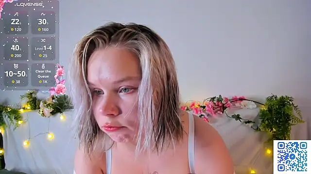 Snapshot of girlllsooft chatting on November 3, 2025, 1:22 am girlllsooft online show from November 3, 2025, 1:22 am