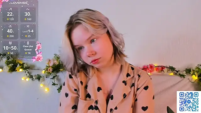 Snapshot of girlllsooft chatting on November 6, 2025, 1:31 am girlllsooft online show from November 6, 2025, 1:31 am