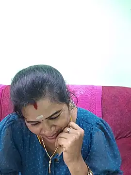 tamilaruvi online show from August 3, 2026, 2:01 pm