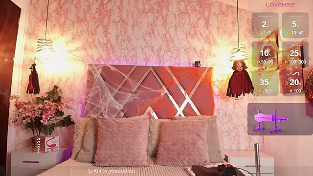 Snapshot of Aliice1_ chatting on October 30, 2025, 7:44 pm Aliice1 online show from October 30, 2025, 7:44 pm