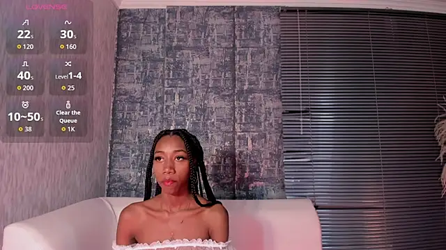 Snapshot of NathalyLeen chatting on October 10, 2025, 8:53 pm NathalyLeen online show from October 10, 2025, 8:53 pm