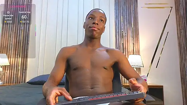 CharlesBrown  online show from November 3, 2025, 12:09 pm