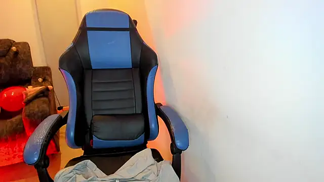 Snapshot of Scarbadgirl_ chatting on February 14, 2026, 3:40 am Scarbadgirl online show from February 14, 2026, 3:40 am