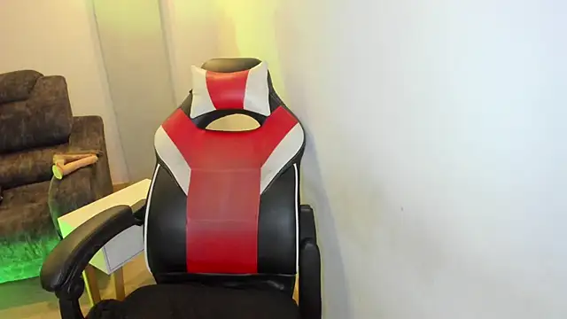 Snapshot of Scarbadgirl_ chatting on February 19, 2026, 3:25 am Scarbadgirl online show from February 19, 2026, 3:25 am