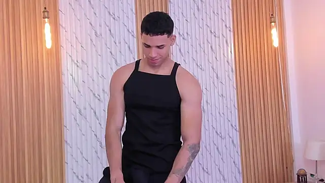 Snapshot of thomas_walker0 chatting on November 14, 2025, 12:20 pm thomas walker0 online show from November 14, 2025, 12:20 pm