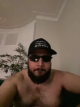 Snapshot of ariseen chatting on March 18, 2026, 8:10 pm ariseen online show from March 18, 2026, 8:10 pm