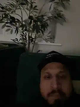 Snapshot of ariseen chatting on March 8, 2026, 8:23 pm ariseen online show from March 8, 2026, 8:23 pm