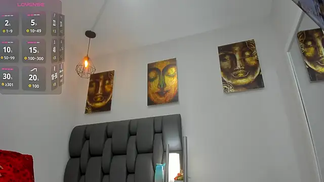 Emma HotLatina online show from January 6, 2026, 6:23 pm