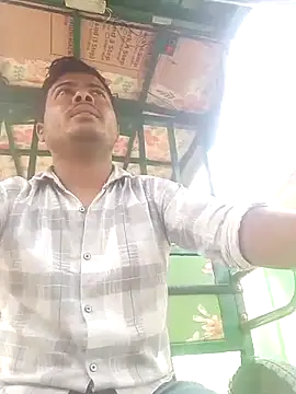 Snapshot of CatchingBouquet chatting on March 24, 2026, 7:19 am CatchingBouquet online show from March 24, 2026, 7:19 am