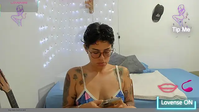 Snapshot of natt_op chatting on March 20, 2026, 12:33 am natt op online show from March 20, 2026, 12:33 am