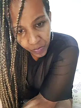 Snapshot of VikysDavis chatting on April 7, 2026, 12:34 am VikysDavis online show from April 7, 2026, 12:34 am