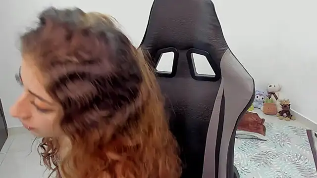 Snapshot of star_shooting8 chatting on November 15, 2025, 10:14 pm star shooting8 online show from November 15, 2025, 10:14 pm