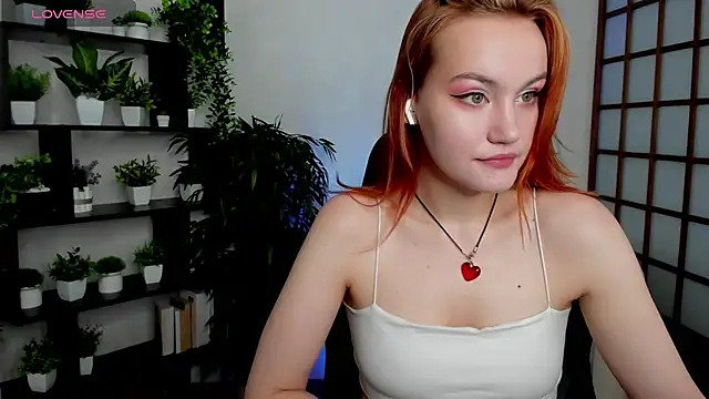 Ida FaneStain online show from September 28, 2025, 2:29 am