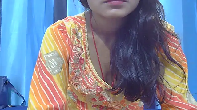 Snapshot of Aarti_misty71 chatting on November 5, 2025, 5:21 am Aarti misty71 online show from November 5, 2025, 5:21 am