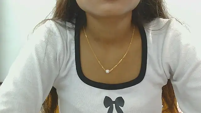 Snapshot of Aarti_misty71 chatting on July 1, 2026, 5:41 am Aarti misty71 online show from July 1, 2026, 5:41 am