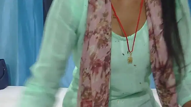 Snapshot of Aarti_misty71 chatting on October 25, 2025, 4:55 am Aarti misty71 online show from October 25, 2025, 4:55 am