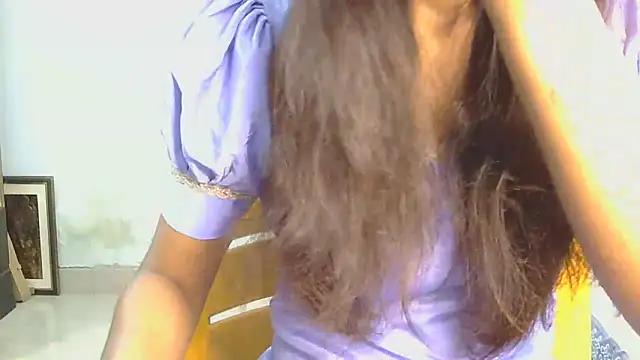 Aarti misty71 online show from April 22, 2026, 5:14 am