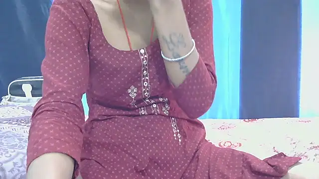 Snapshot of Aarti_misty71 chatting on September 24, 2025, 5:03 am Aarti misty71 online show from September 24, 2025, 5:03 am