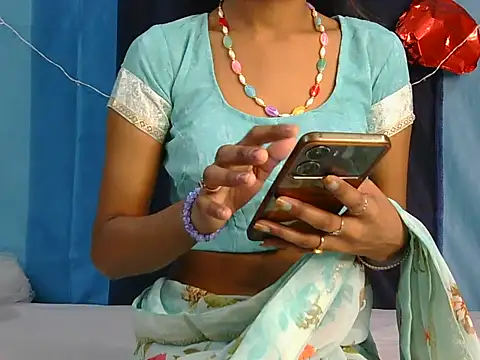 Snapshot of Aarti_misty71 chatting on September 16, 2025, 5:19 am Aarti misty71 online show from September 16, 2025, 5:19 am