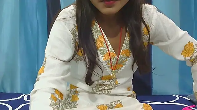 Snapshot of Aarti_misty71 chatting on November 4, 2025, 5:00 am Aarti misty71 online show from November 4, 2025, 5:00 am