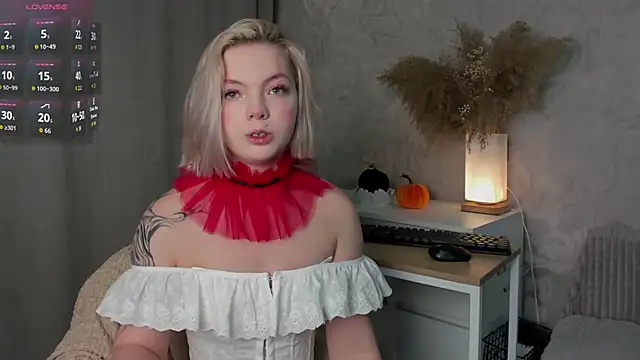 Katrina Carter online show from October 31, 2025, 3:25 am