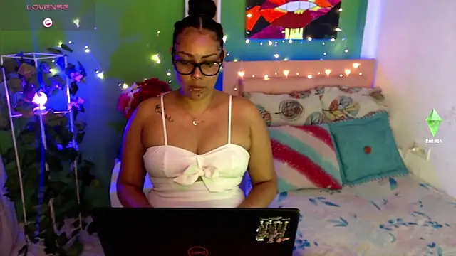 Snapshot of katherinnyazz chatting on October 30, 2025, 7:39 am katherinnyazz online show from October 30, 2025, 7:39 am