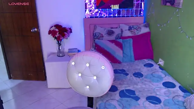 Snapshot of katherinnyazz chatting on November 30, 2025, 4:41 pm katherinnyazz online show from November 30, 2025, 4:41 pm