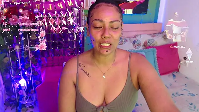 Snapshot of katherinnyazz chatting on November 9, 2025, 7:40 pm katherinnyazz online show from November 9, 2025, 7:40 pm