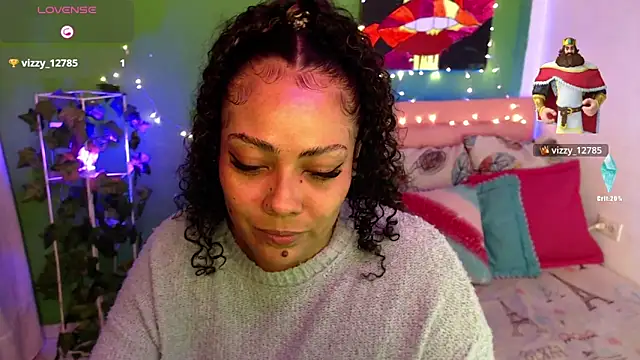 Snapshot of katherinnyazz chatting on October 27, 2025, 6:25 am katherinnyazz online show from October 27, 2025, 6:25 am