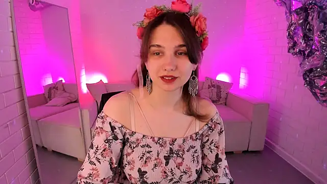 TessaMill online show from April 29, 2026, 5:22 am