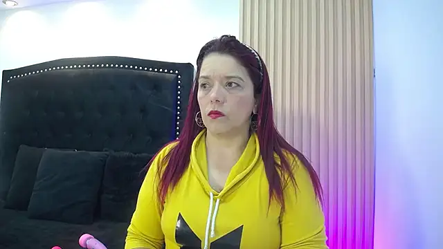 VeronicaBlake online show from May 2, 2026, 1:16 pm