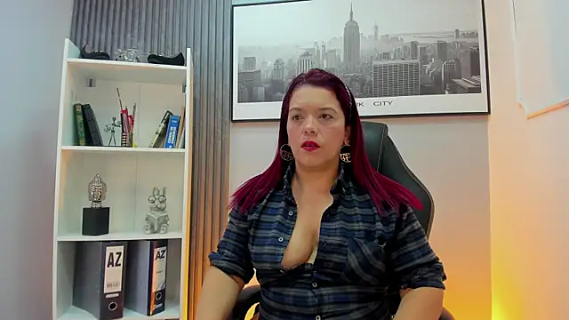 Snapshot of VeronicaBlake chatting on August 5, 2026, 1:05 pm VeronicaBlake online show from August 5, 2026, 1:05 pm