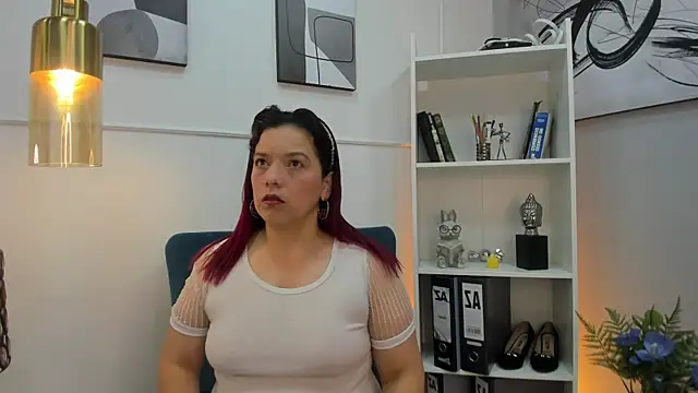 Snapshot of VeronicaBlake chatting on July 7, 2026, 12:52 pm VeronicaBlake online show from July 7, 2026, 12:52 pm