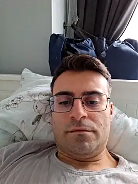 Obstacless online show from February 4, 2026, 6:41 am