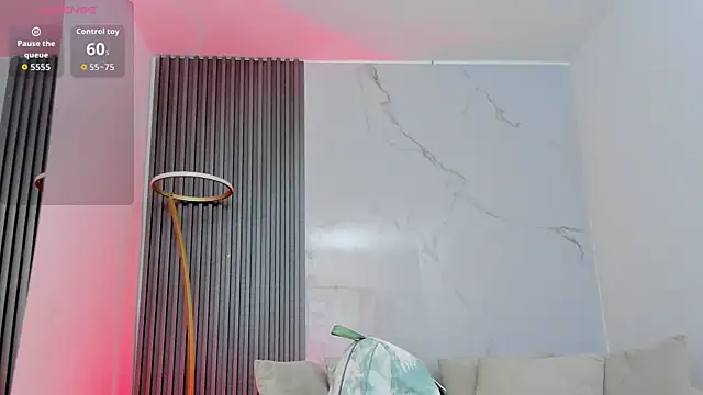 Snapshot of kiaratentation chatting on October 18, 2025, 7:27 pm kiaratentation online show from October 18, 2025, 7:27 pm