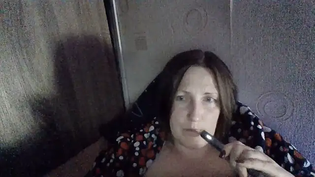 Snapshot of AllaSowinskaya chatting on June 15, 2026, 7:35 pm AllaSowinskaya online show from June 15, 2026, 7:35 pm