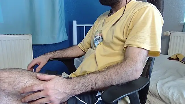 flydirty online show from November 16, 2025, 12:10 pm