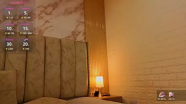 Snapshot of kiarazafira chatting on November 6, 2025, 2:21 pm kiarazafira online show from November 6, 2025, 2:21 pm