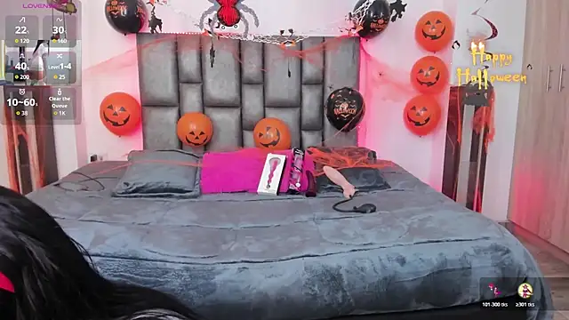 Snapshot of miaroberts69 chatting on October 28, 2025, 1:39 am miaroberts69 online show from October 28, 2025, 1:39 am